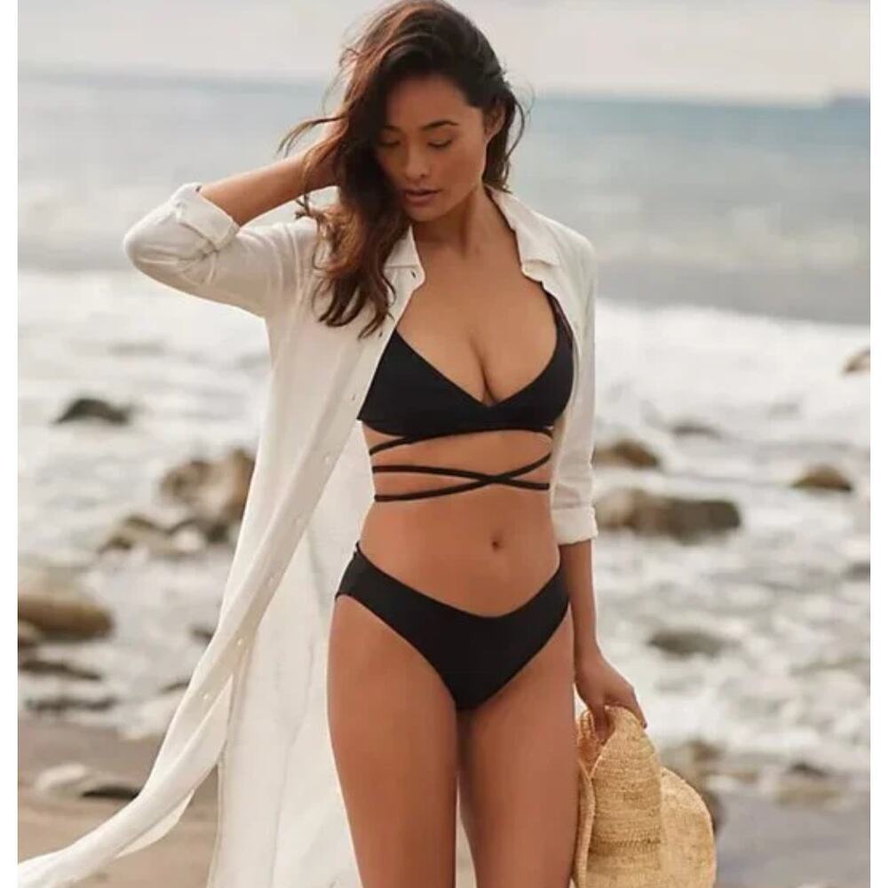 L Space Kristen Bikini‎ Top in Black NWT